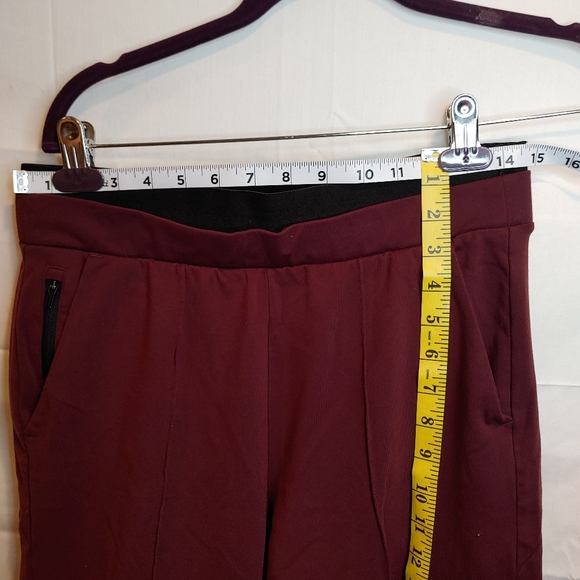Athleta Antique Burgandy Venice Pintuck Zip Pockets Stretch Pants Size Small - Picture 11 of 13